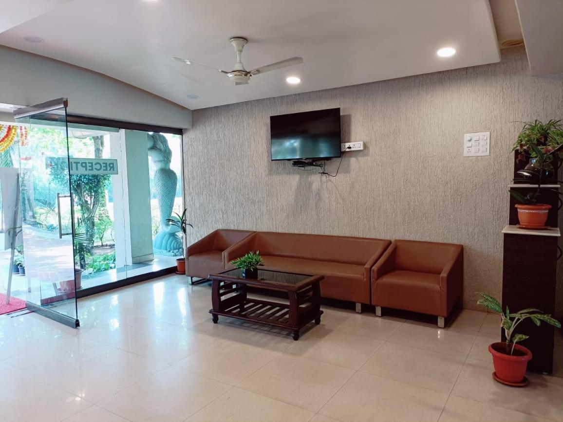 Aquarius Resort Gorhe Khurd Extérieur photo